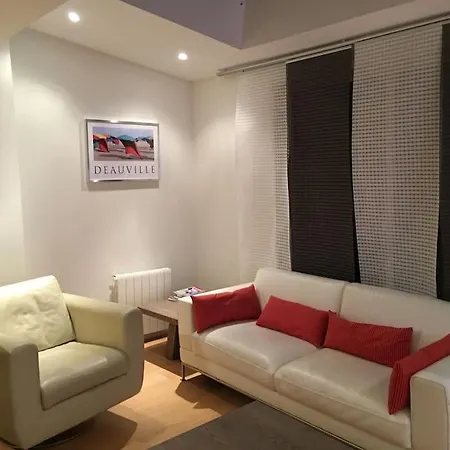 Maison 4 Chambres,jardin Et Terrasse, Proche Mer,casino Et Place Morny Villa