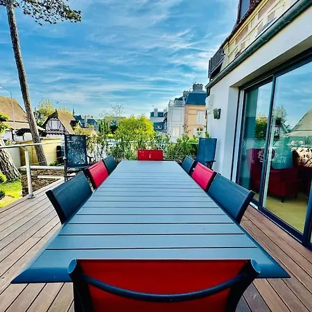 Maison 4 Chambres,jardin Et Terrasse, Proche Mer,casino Et Place Morny