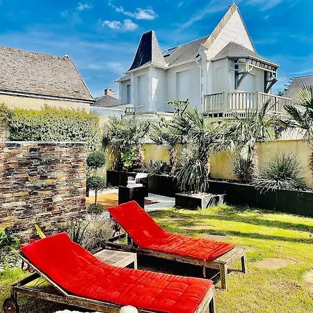 Maison 4 Chambres,jardin Et Terrasse, Proche Mer,casino Et Place Morny *