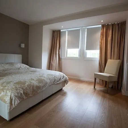 Villa Maison 4 Chambres,jardin Et Terrasse, Proche Mer,casino Et Place Morny *