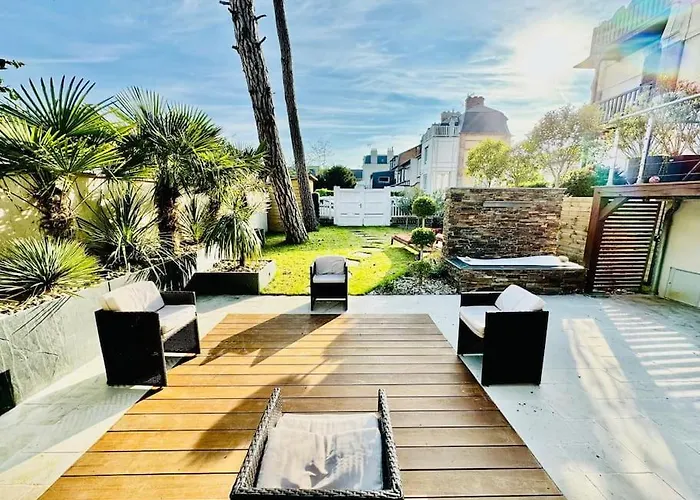 Maison 4 Chambres,jardin Et Terrasse, Proche Mer,casino Et Place Morny * Deauville