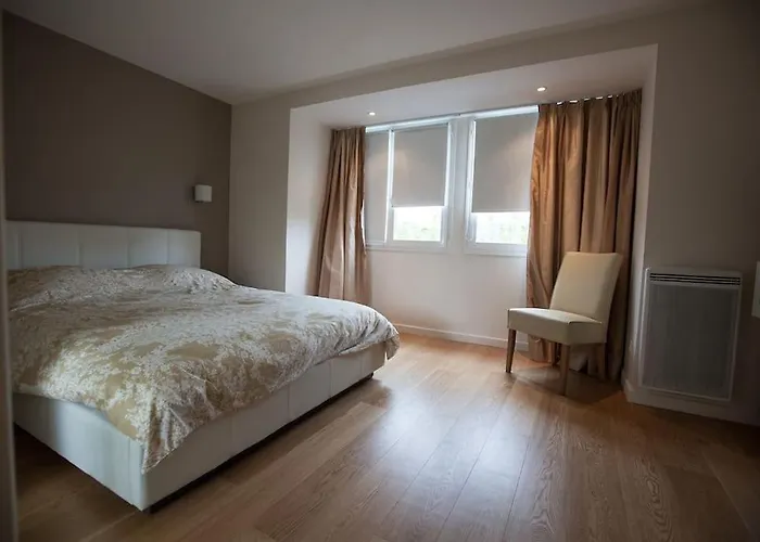 Villa Maison 4 Chambres,jardin Et Terrasse, Proche Mer,casino Et Place Morny *