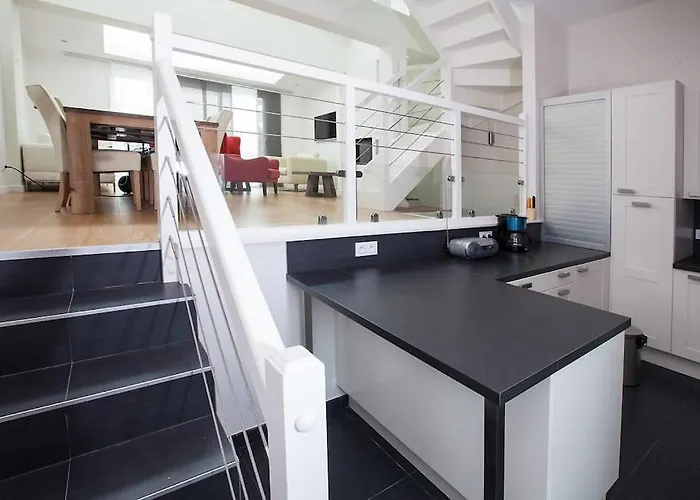 Maison 4 Chambres,jardin Et Terrasse, Proche Mer,casino Et Place Morny